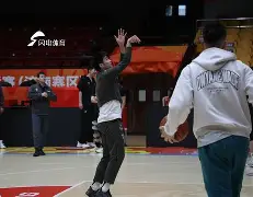 IM电竞-马刺独行侠全场回放视频